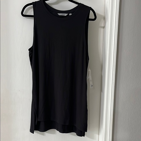 Athleta Threadlight Layering Tank - Picture 2 of 7